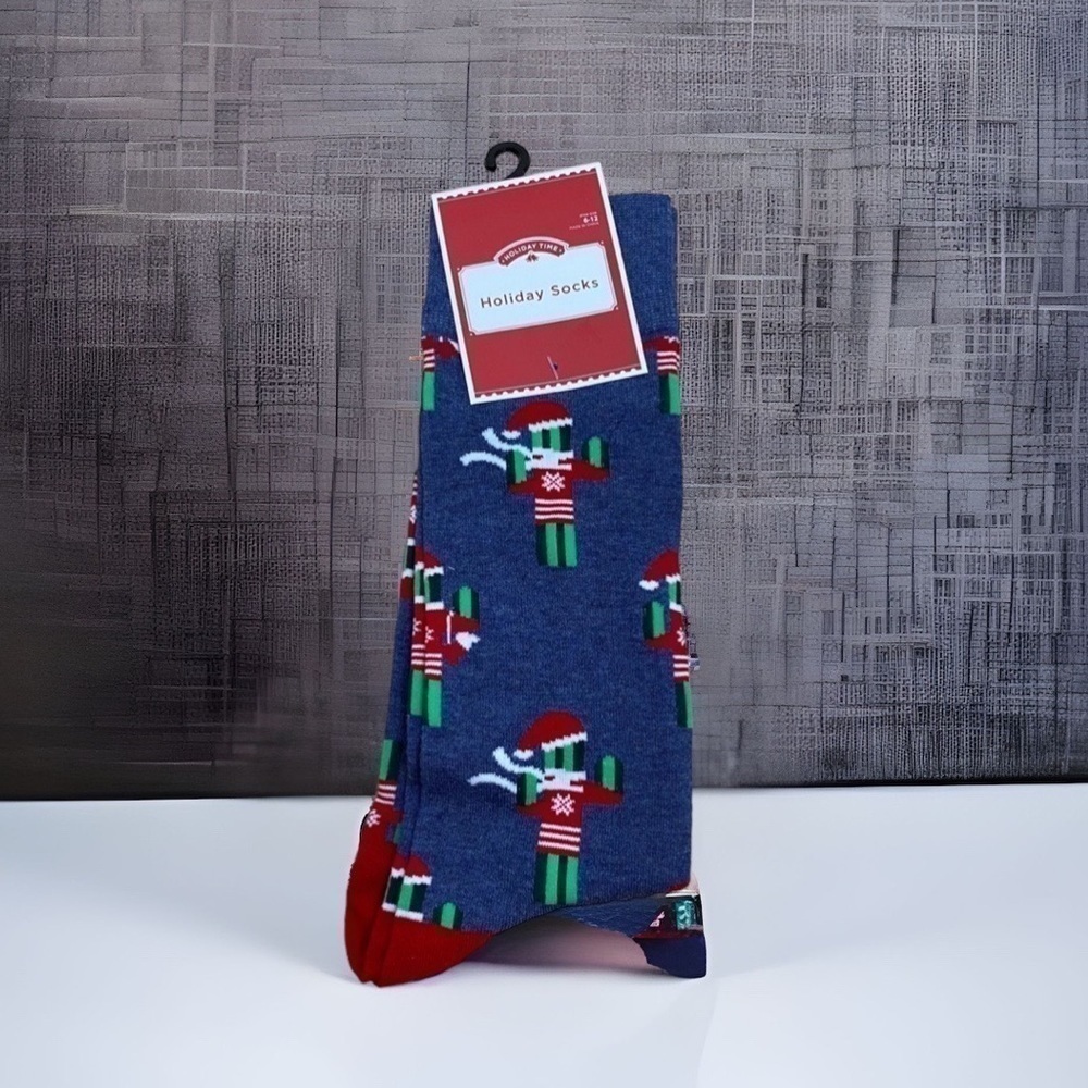 Men’s Christmas Cactus High Dress Socks NWT Gray Green Red Holiday Dress